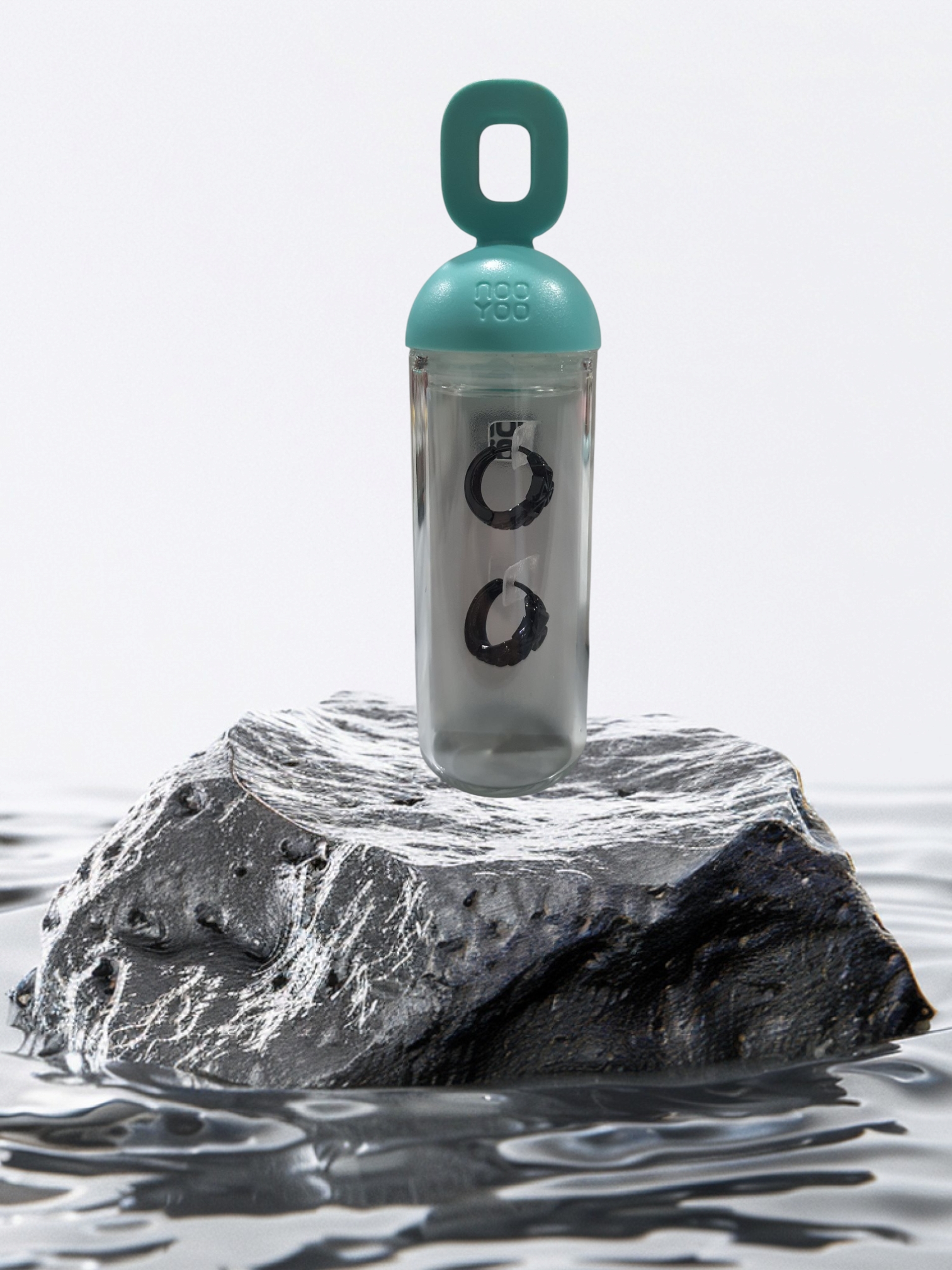 ต่างหู noo yoo ห่วงสีดำลายไม้กางเขน