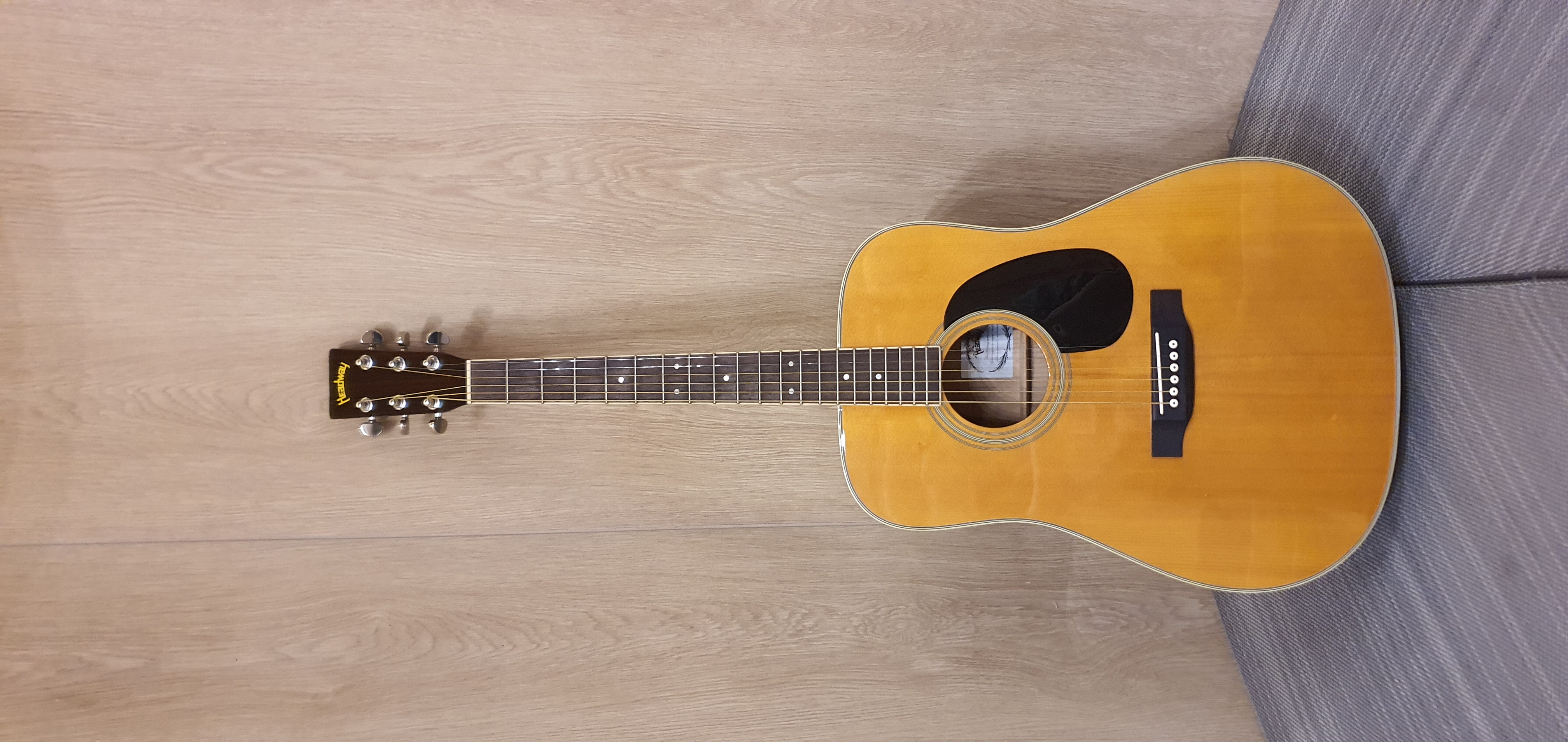 กีต้าร์ Headway HCD-60S ไม้หน้าแท้ Top Solid Guitar