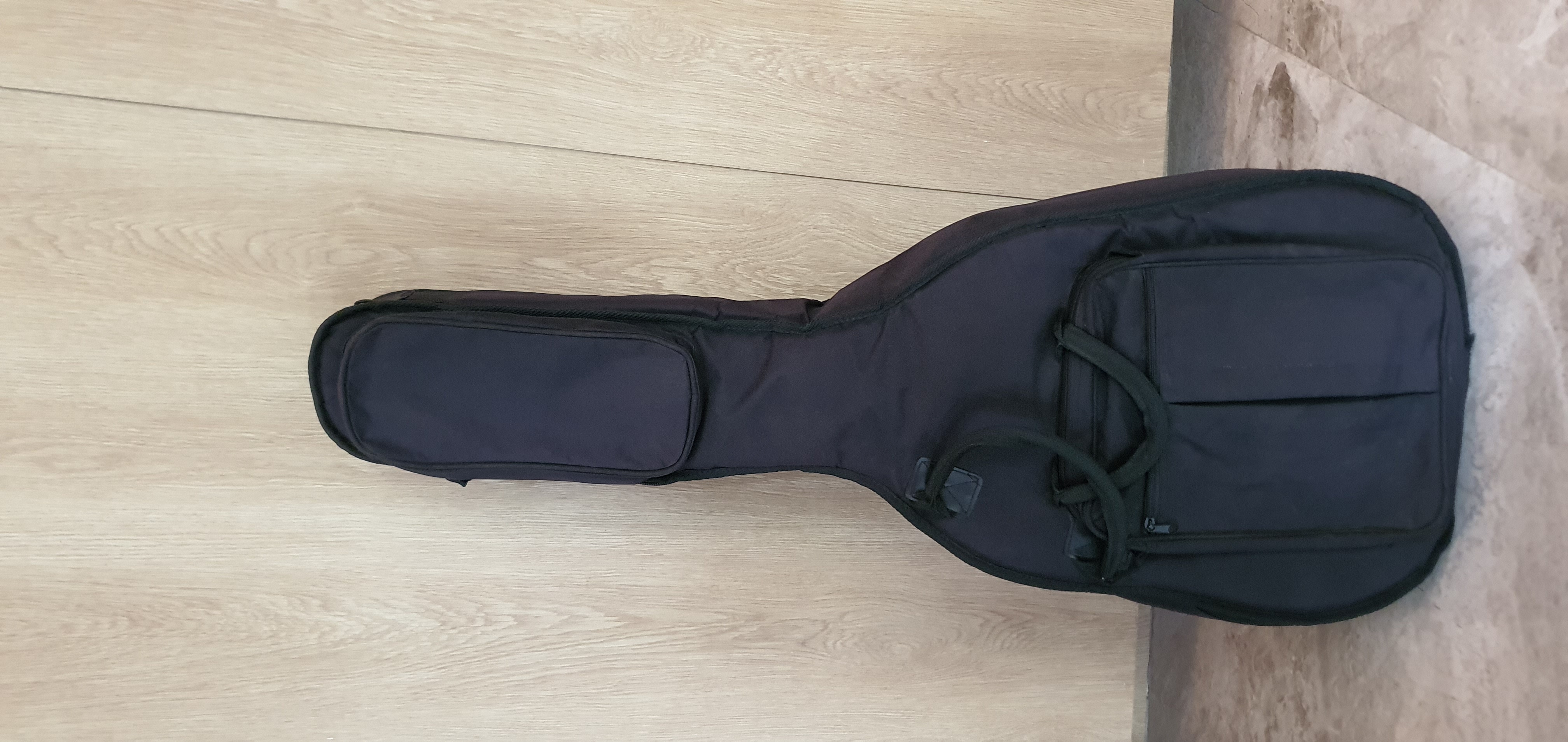 กระเป๋า ใส่ กีต้าร์ โปร่ง ทรง OM และ กีต้าร์ คลาสสิค Acoustic & Classic