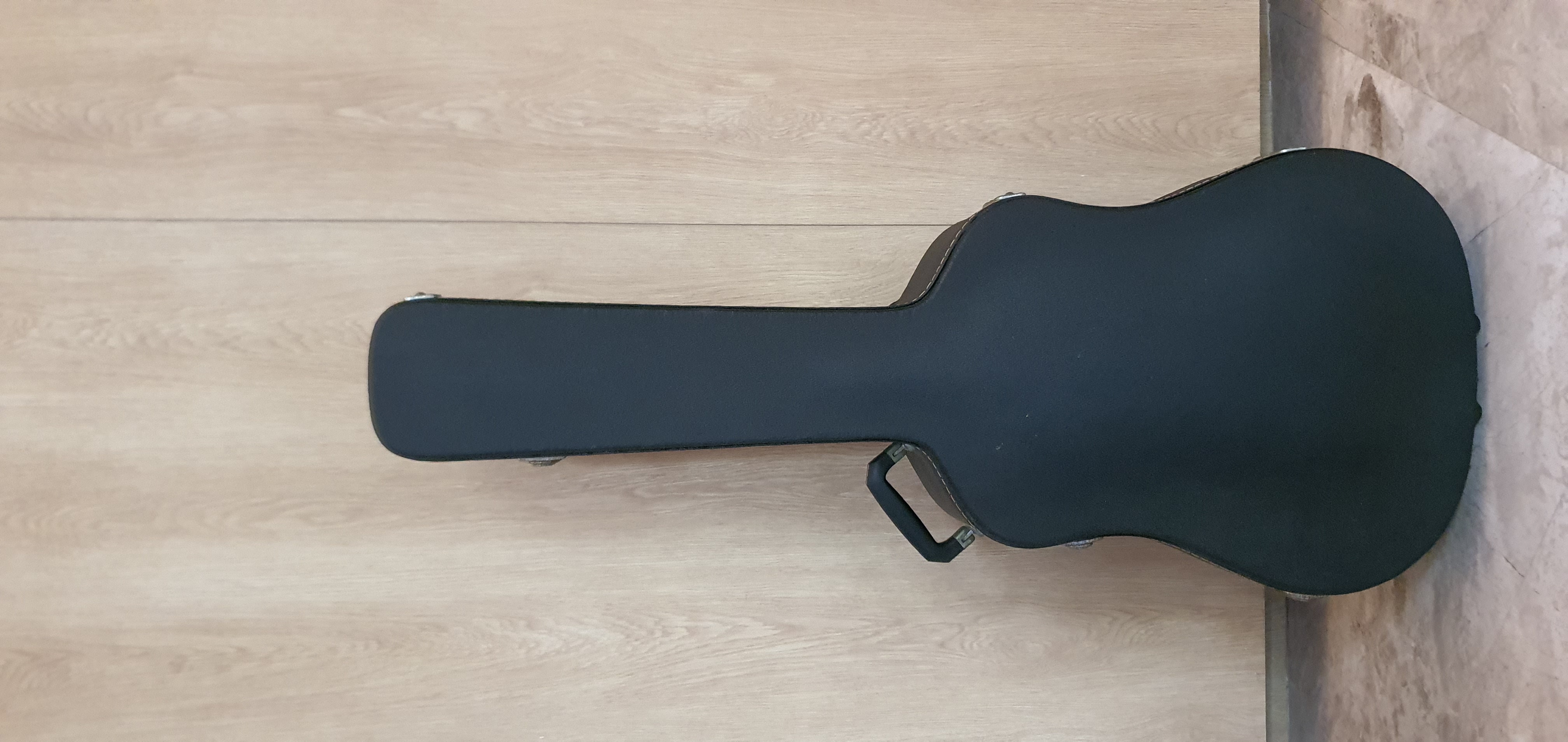 Hard case ใส่กีต้าร์โปร่งทรง D , S.Yairi แท้ Takebe Japan