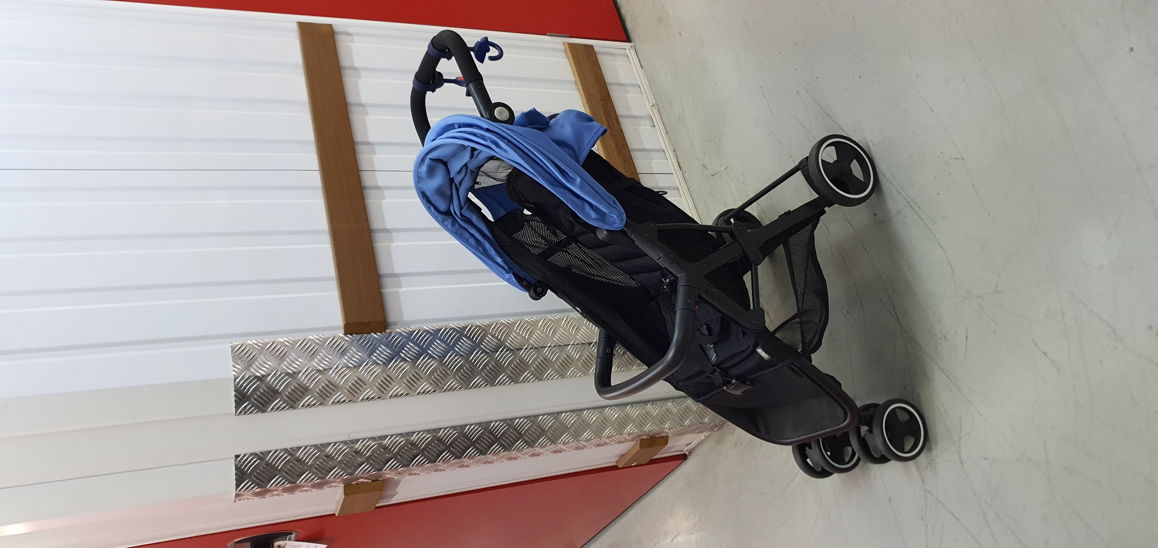 รถเข็นเด็ก Mamas & Papas พับได้