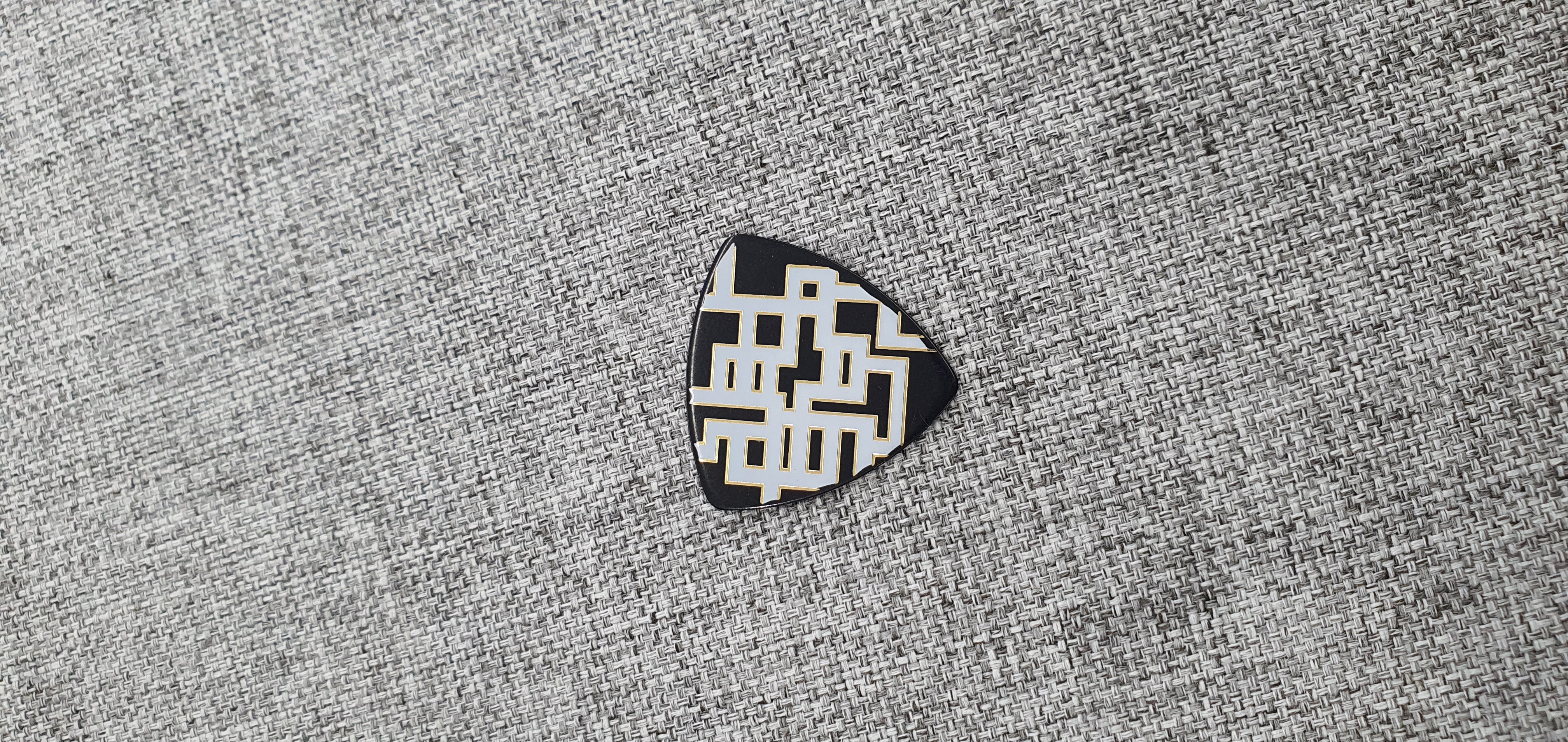 ปิ๊กกีต้าร์ Fernandes มือสอง 