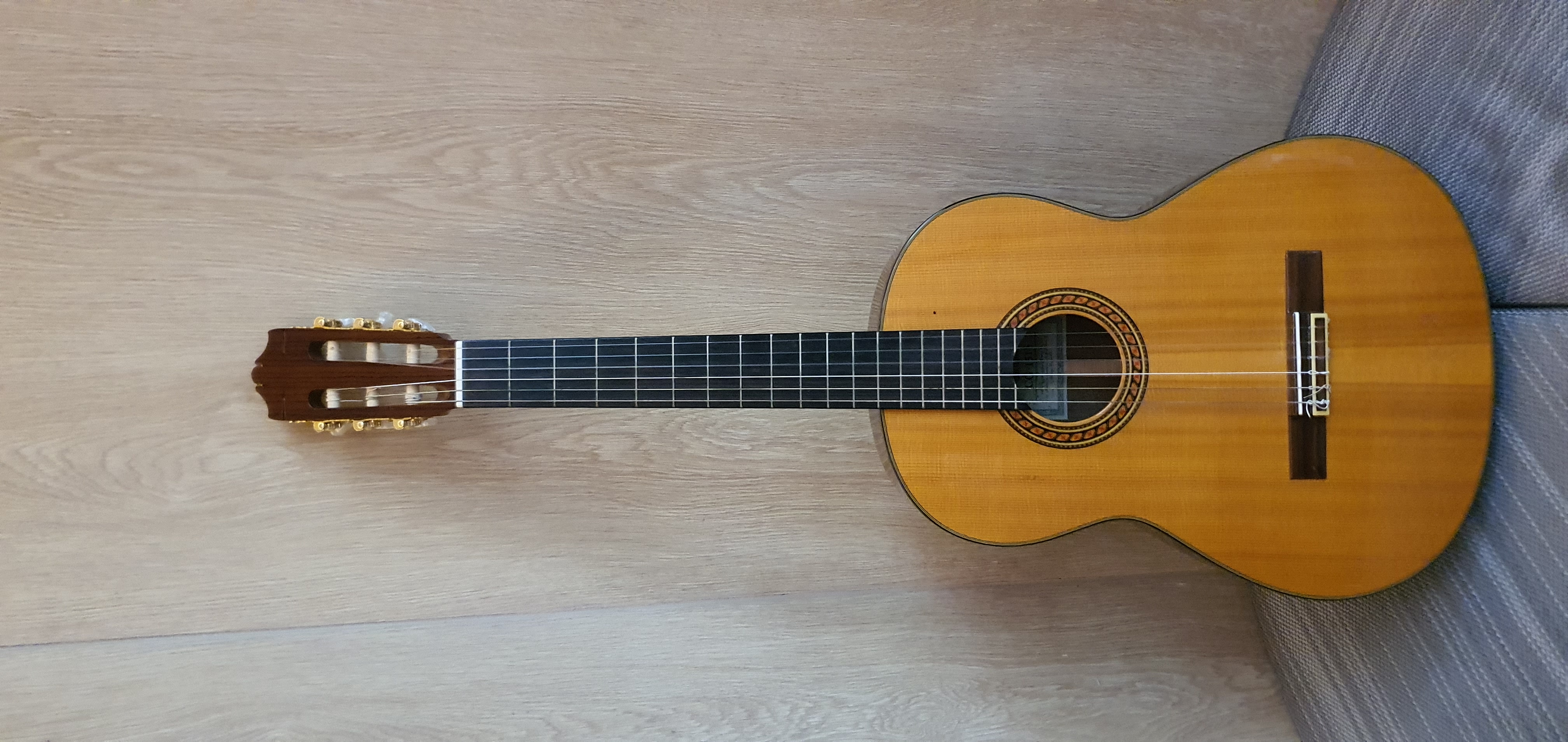 Yamaha CG-151S ไม้หน้าแท้