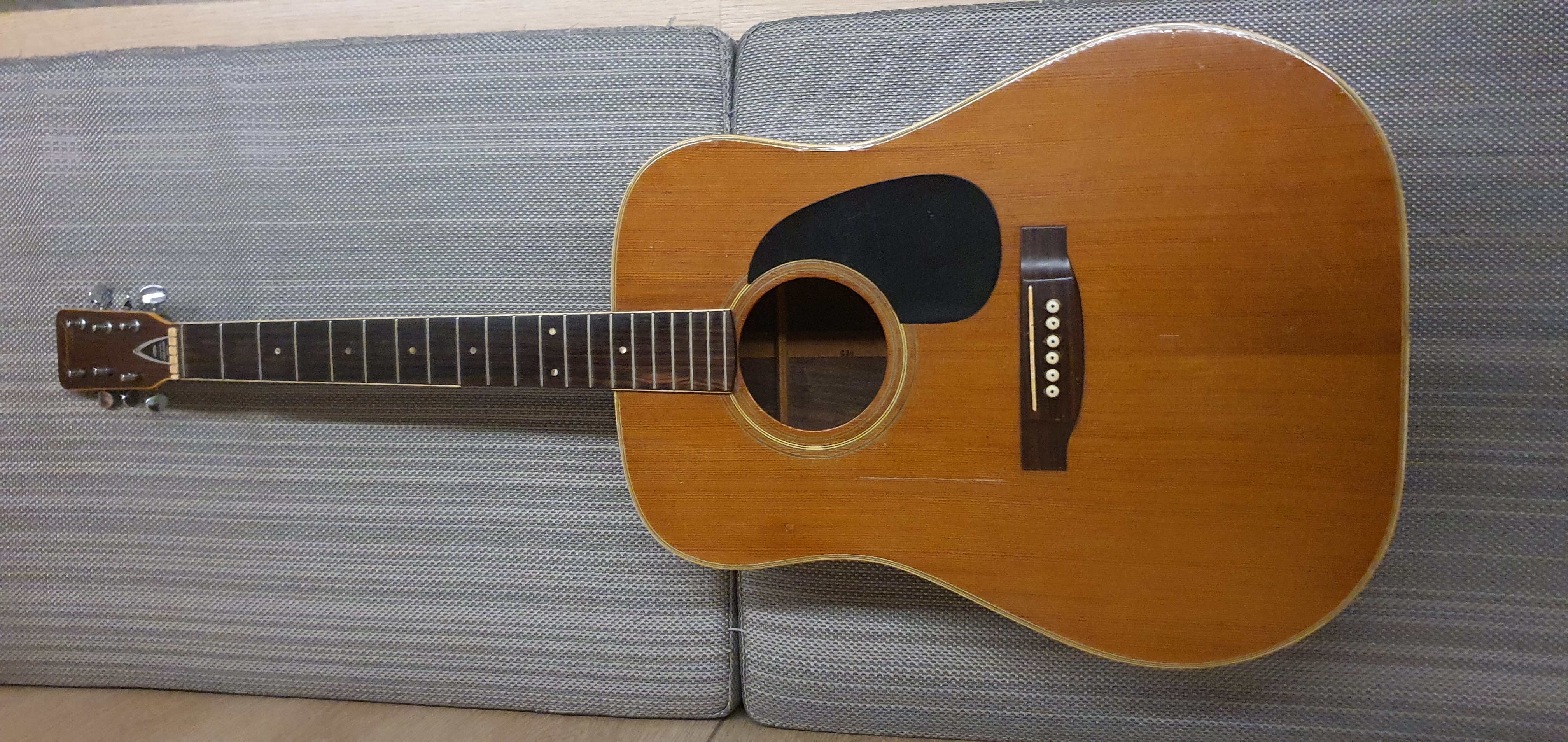 กีต้าร์โปร่ง Yamaki 130 รุ่นแรก ตัวตึงในตำนาน