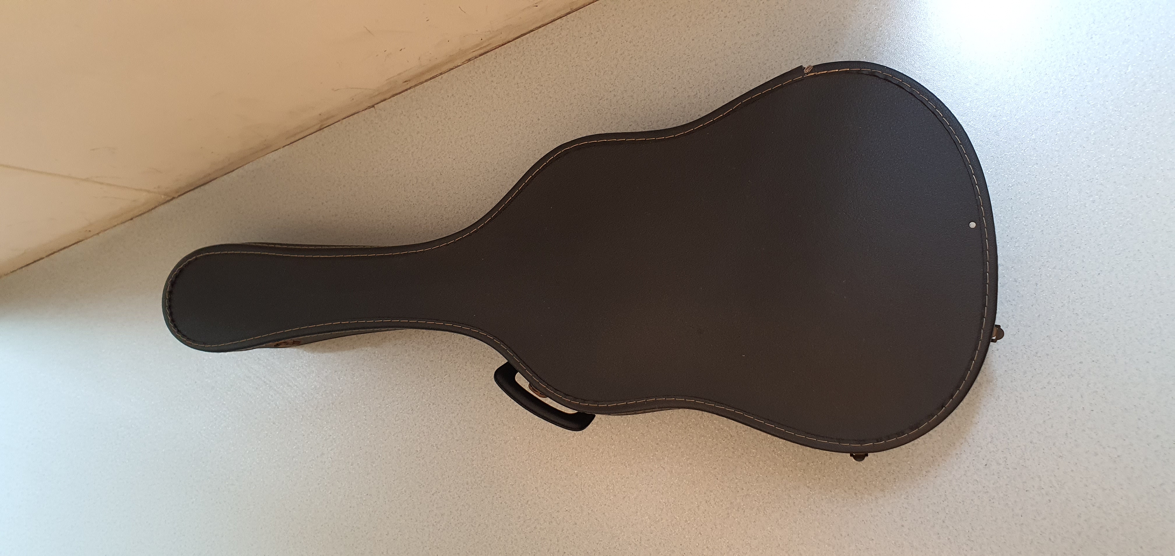 Hardcase ใส่กีต้าร์ คลาสสิค
