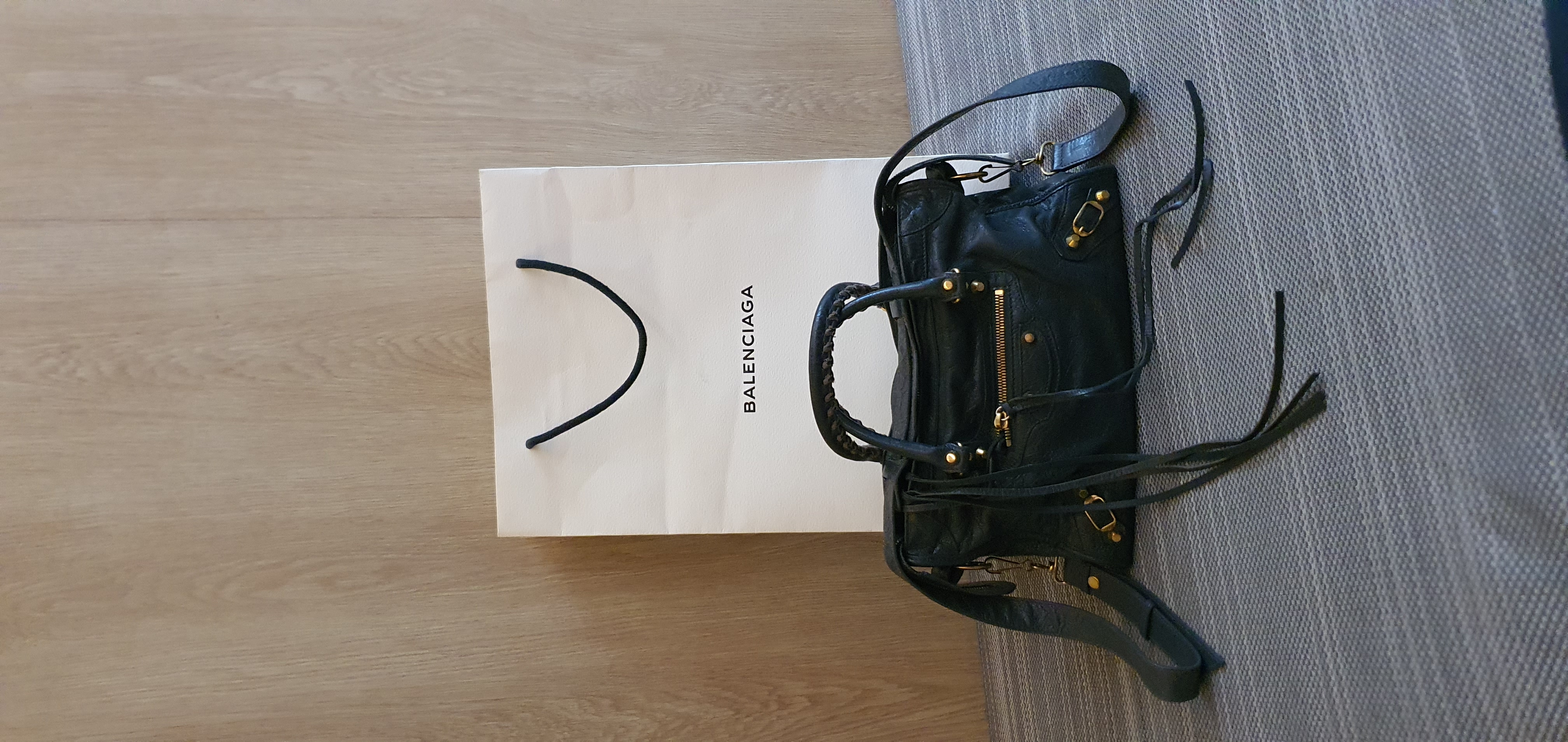 กระเป๋า Balenciaga Gris Fossile ของแท้ ออกช้อป 2017